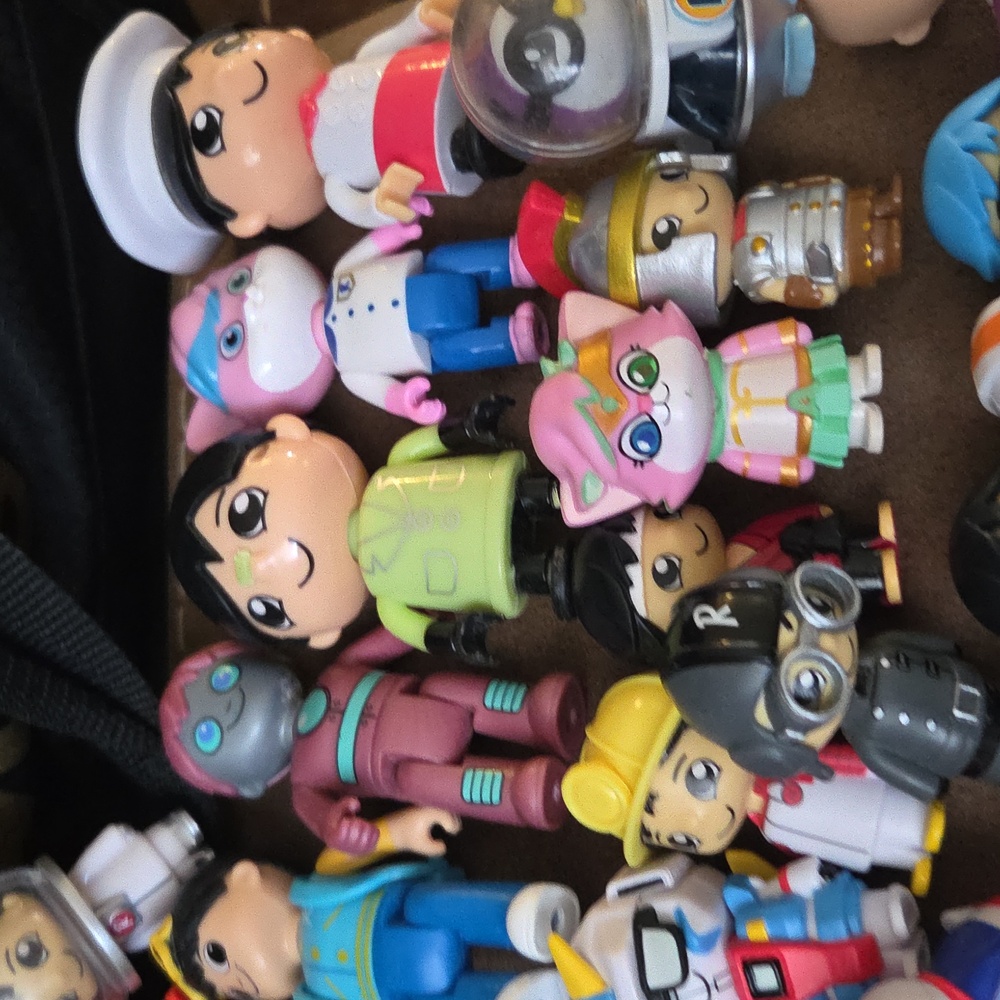Toy Figurines (Ryans World) - Picture 3 of 6